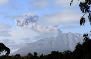 erupcion-del-volcan-calbuco-2031720h430LANACION